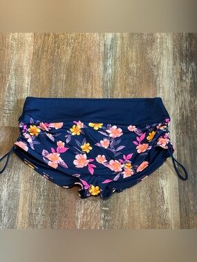 VS PINK Gym to Swim Shorts